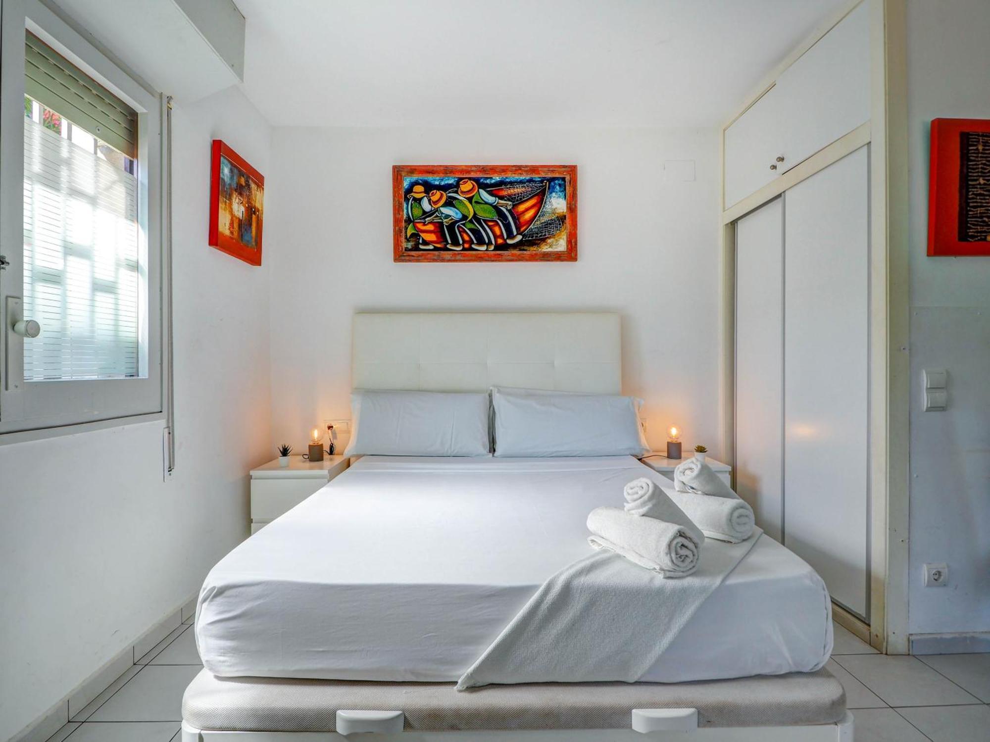 Los Globos Beach Studio By Hello Homes Sitges Eksteriør billede